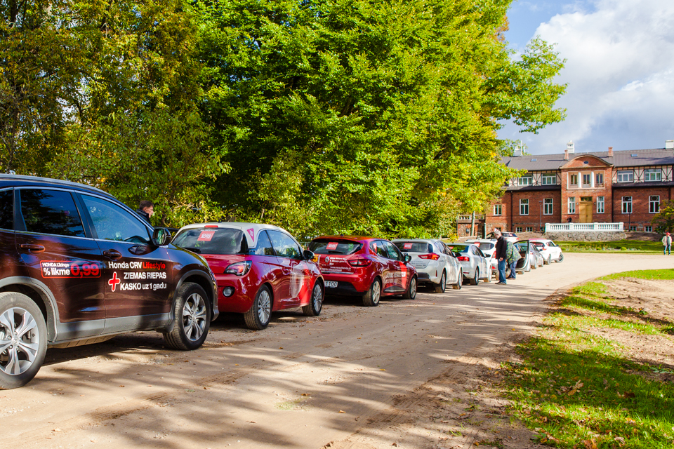 Kurzemē vērtē 19 Latvijas Gada auto 2014 pretendentus