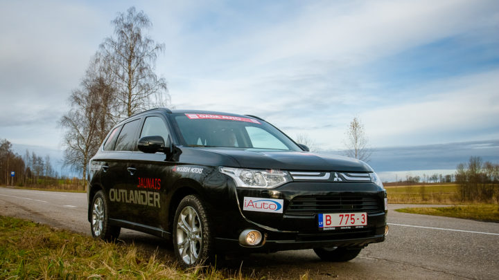 Mitsubishi Outlander – Latvijas Gada auto 2013 pretendents
