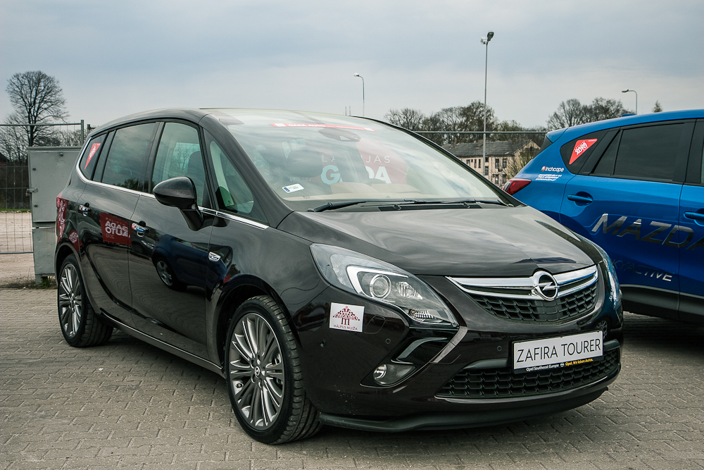 Opel Zafira Tourer – titula Latvijas GADA AUTO 2013 pretendents