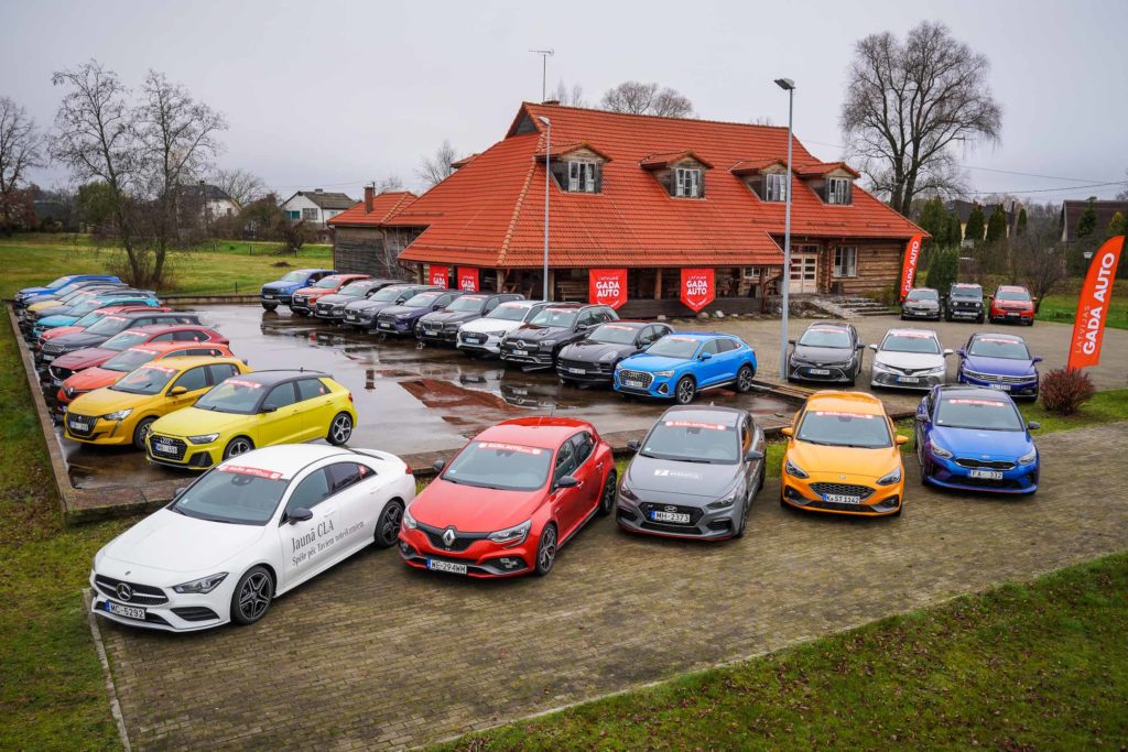 Konkursa “Latvijas Gada auto 2020” dalībnieku automobiļi
