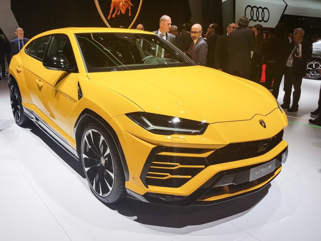 Jau 20 reizi notiek konkurss Latvijas Gada auto, dalībnieku vidū arī Lamborghini Urus