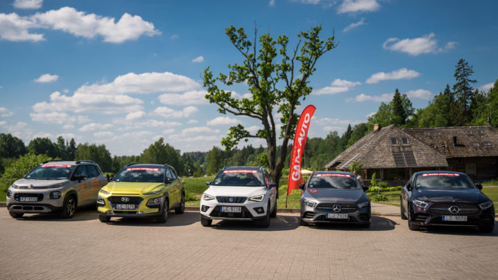 Turaidā izmēģina pirmos 11 Latvijas Gada auto 2019 konkursam pieteiktos automobiļus