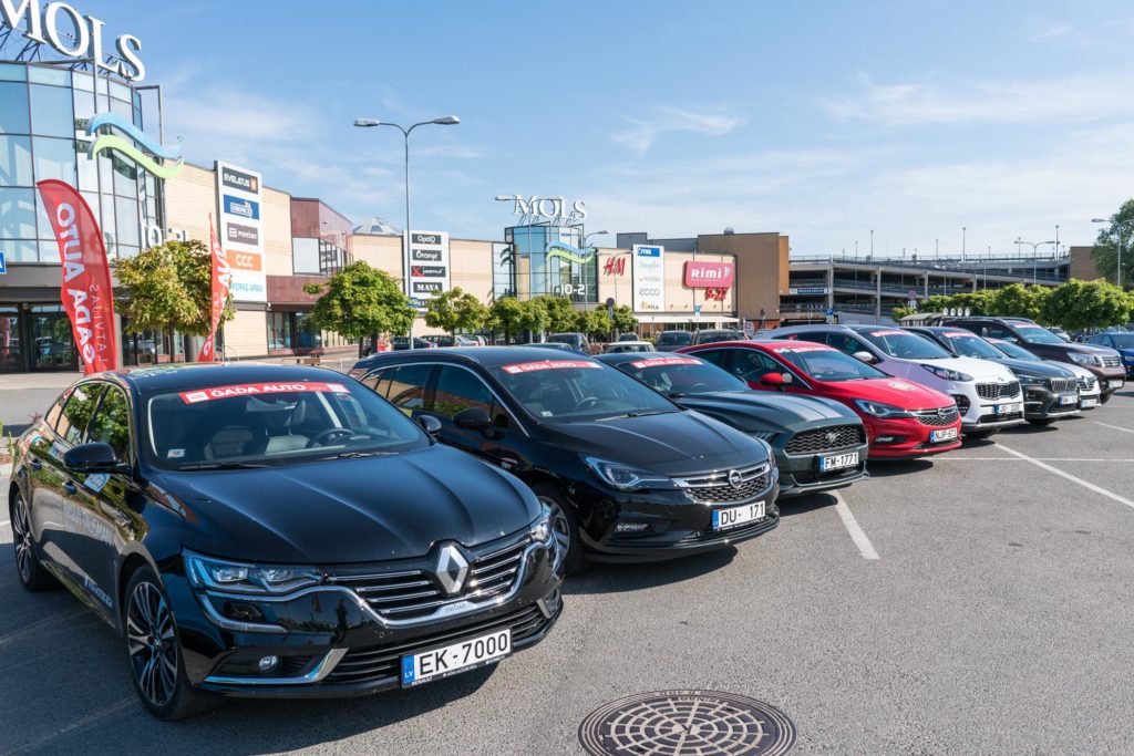 Viens no Gada auto 2017 pretendentiem – Renault Talisman Grandtour