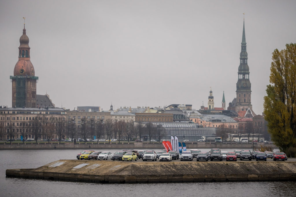 Aizvadīts Latvijas Gada auto 2016 Lielais testa brauciens