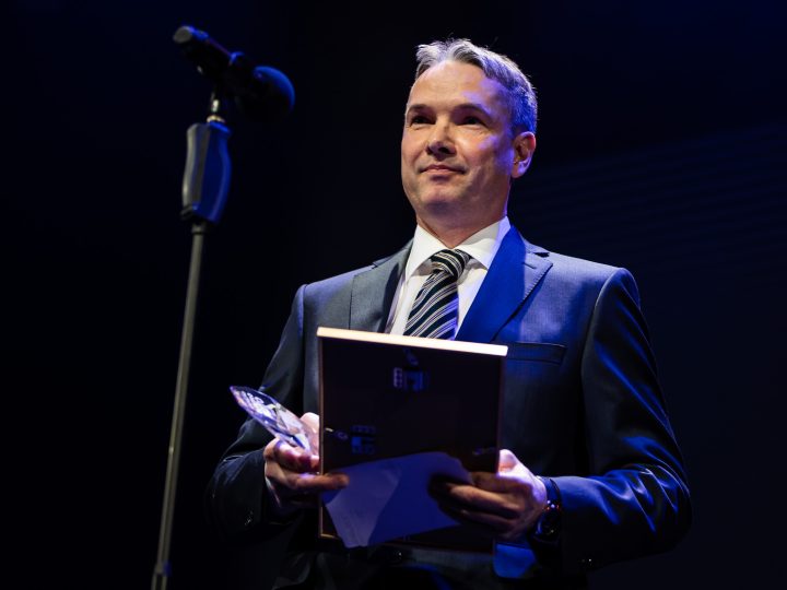 Konkursa “Latvijas Gada auto 2027” žūrija šogad 16 profesionāļi
