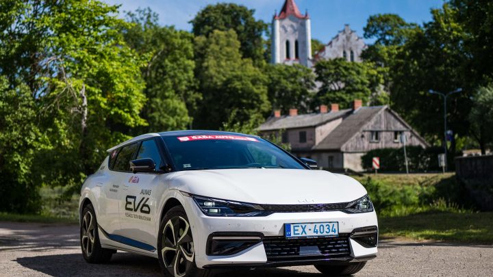 Žūrijas atsauksmes par elektroauto “Kia EV6”, kurš izcīnīja “Latvijas Gada auto 2023 Inovācijas balvu”