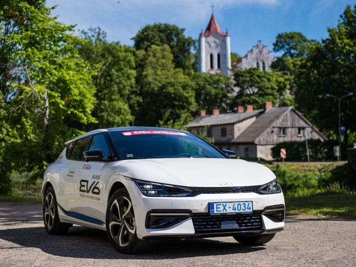Žūrijas atsauksmes par elektroauto “Kia EV6”, kurš izcīnīja “Latvijas Gada auto 2023 Inovācijas balvu”